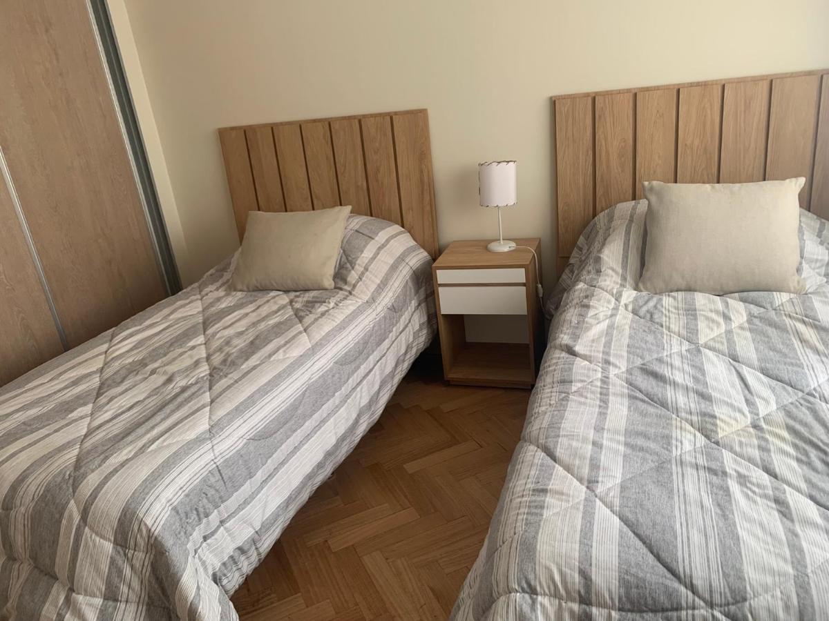 3 Amplios Ambientes Excelente Ubicacion-Avenida Corrientes Almagro- Cerca De Todo Apartman Buenos Aires Kültér fotó