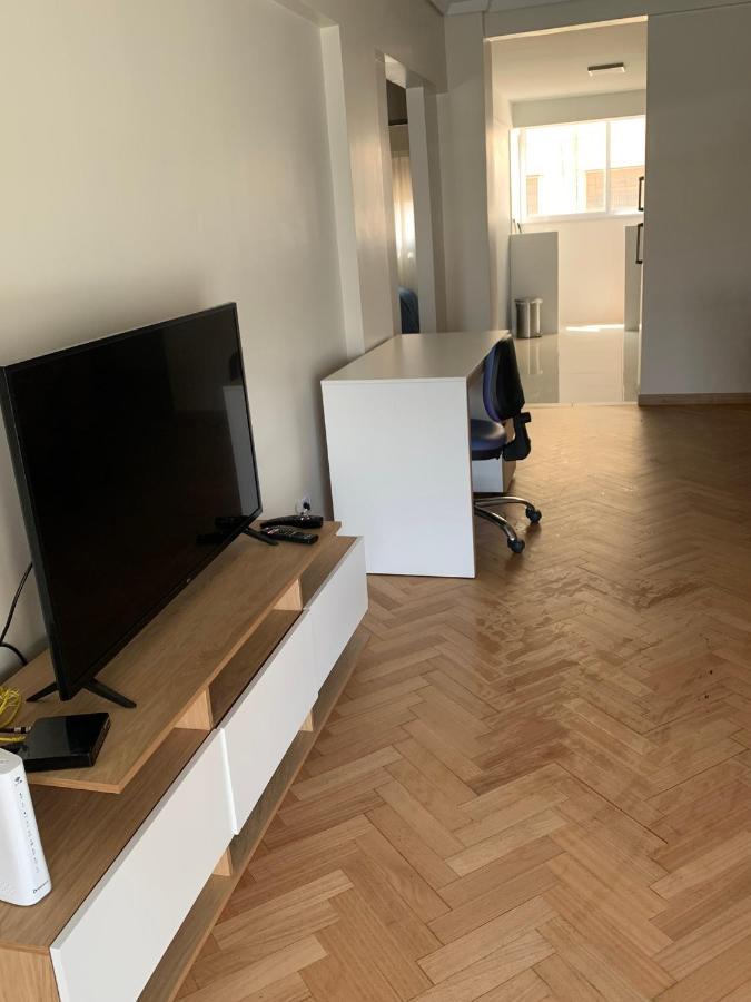 3 Amplios Ambientes Excelente Ubicacion-Avenida Corrientes Almagro- Cerca De Todo Apartman Buenos Aires Kültér fotó
